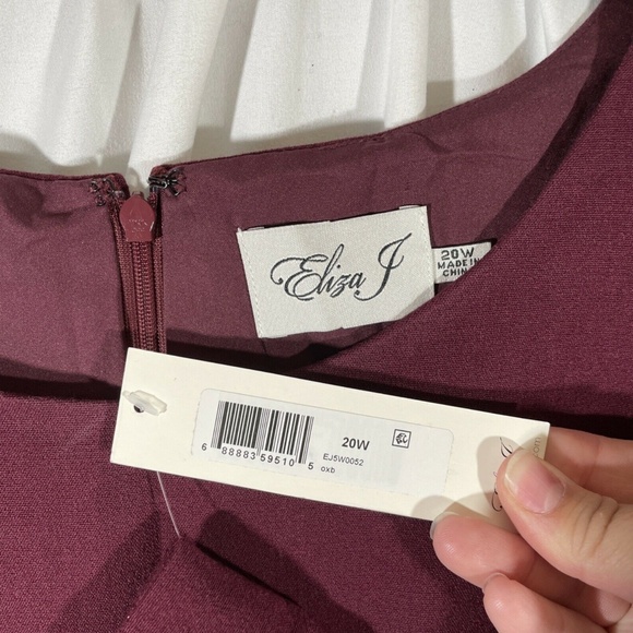 NWT Eliza J [ PLUS SZ 20W ] Pleat Front Fit & Flare Dress in Oxblood‎ Red - Picture 6 of 12
